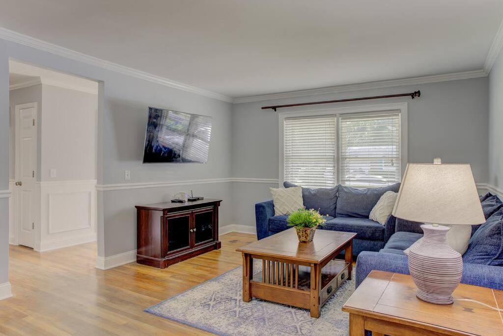 Charming Home Near Folly & Downtown Charleston Bagian luar foto