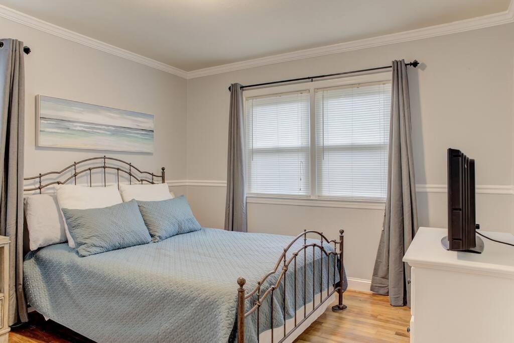 Charming Home Near Folly & Downtown Charleston Bagian luar foto
