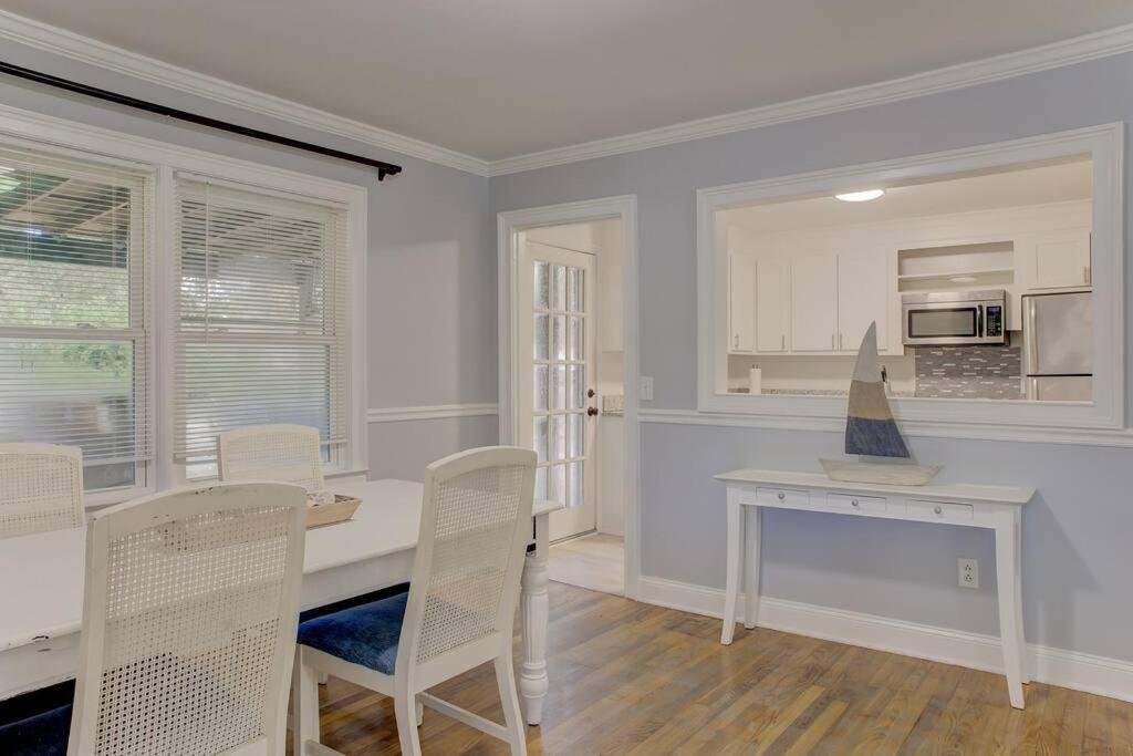 Charming Home Near Folly & Downtown Charleston Bagian luar foto