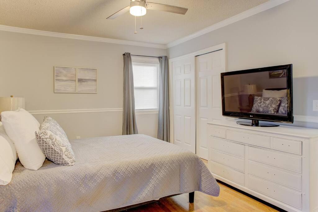 Charming Home Near Folly & Downtown Charleston Bagian luar foto
